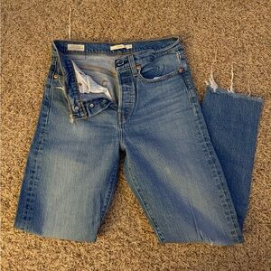 Women's Levi Blue Jeans